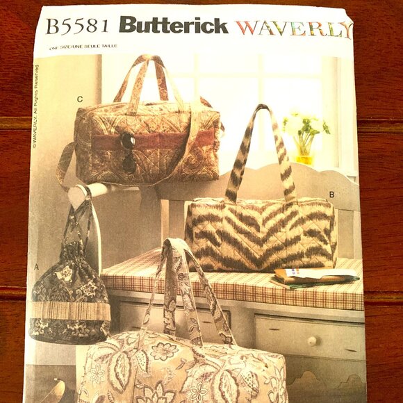 Butterick Pattern #5581 Drawstring and Duffle Bags designed by Waverly - Picture 1 of 1